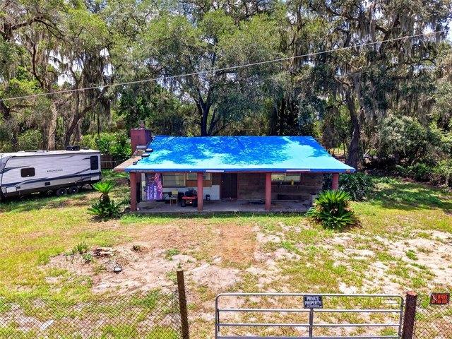 House for sale in Ocklawaha, Florida