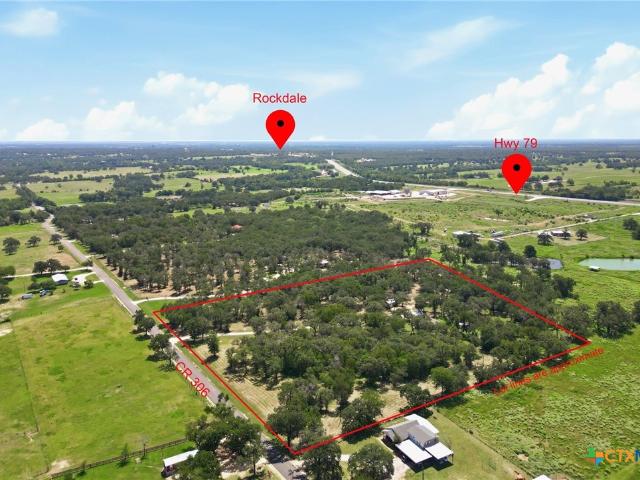 House for sale in Milam, Texas
