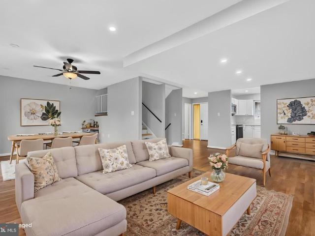 Townhouse for sale in Montgomery Village, Maryland