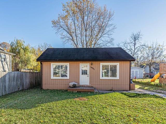 House for sale in Mundelein, Illinois
