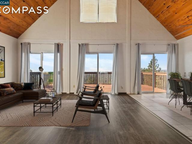 House for sale in Tuolumne, California