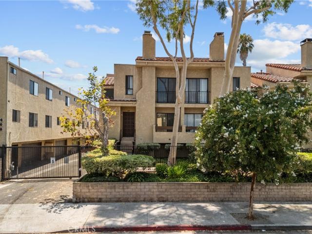 Townhouse for sale in Reseda, Canoga Park