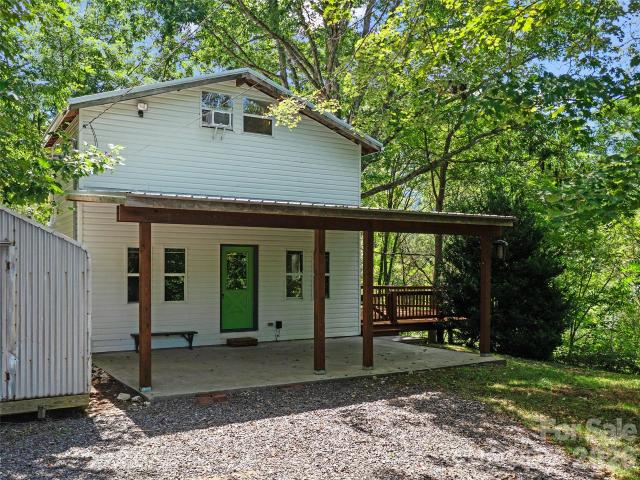 House for sale in Yancey, North Carolina