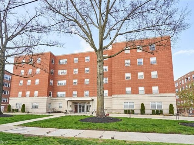 Condo for sale in Shaker Heights, Ohio