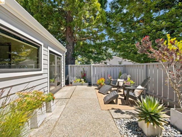 Condo for sale in Moraga, California