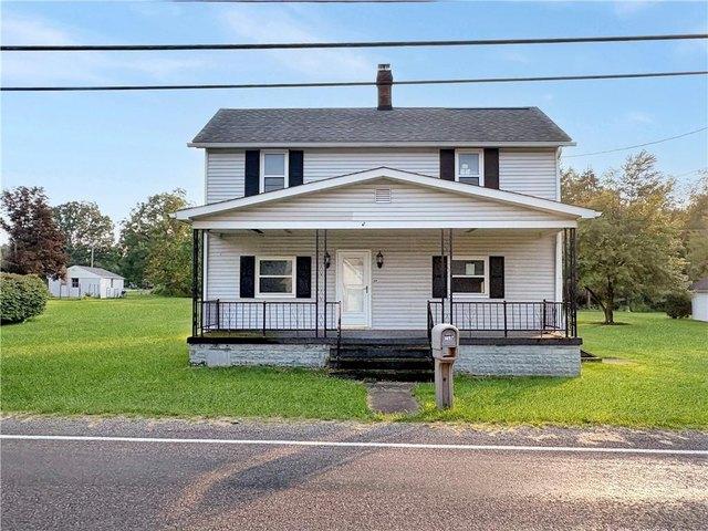 House for sale in Latrobe, Pennsylvania