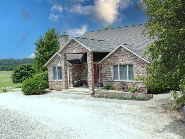 House for sale in Watseka, Illinois
