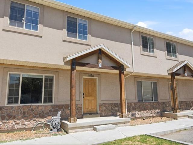 Townhouse for sale in Pleasant Grove, Utah