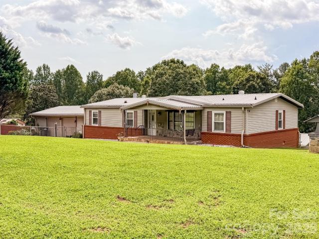 House for sale in Hickory, North Carolina