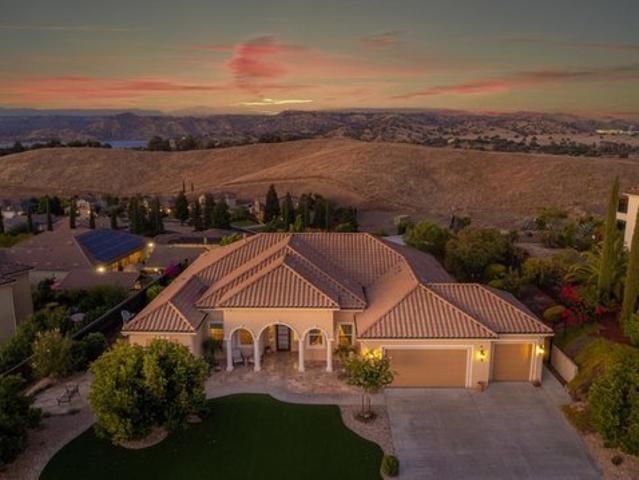 House for sale in Friant, California