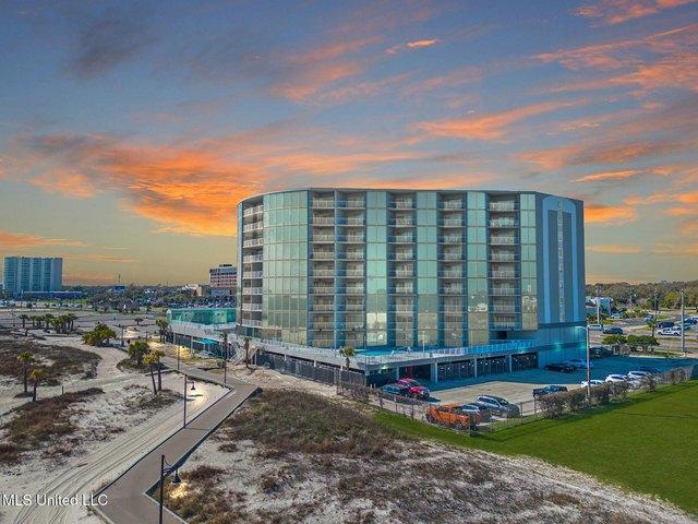 Condo for sale in Biloxi, Mississippi