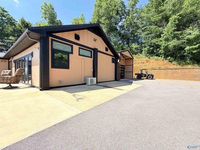 House for sale in Ohatchee, Alabama