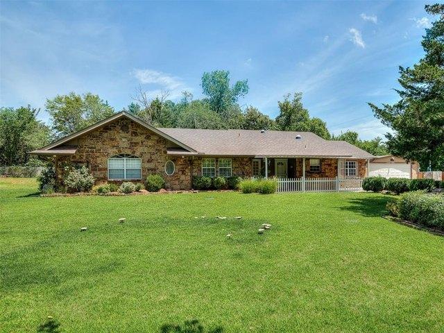 House for sale in Choctaw, Oklahoma