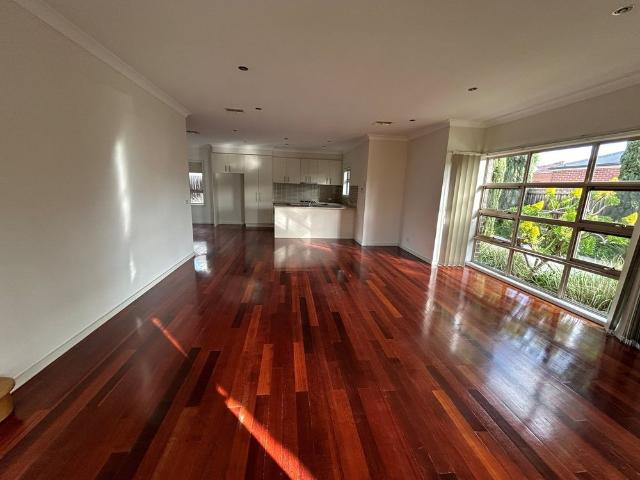 Townhouse for rent in Camerons Creek, Victoria