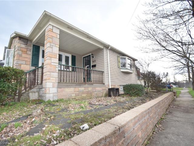 House for sale in Struthers, Ohio