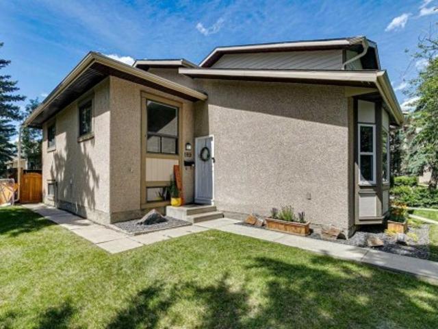Townhouse for sale in Deer Ridge, Calgary