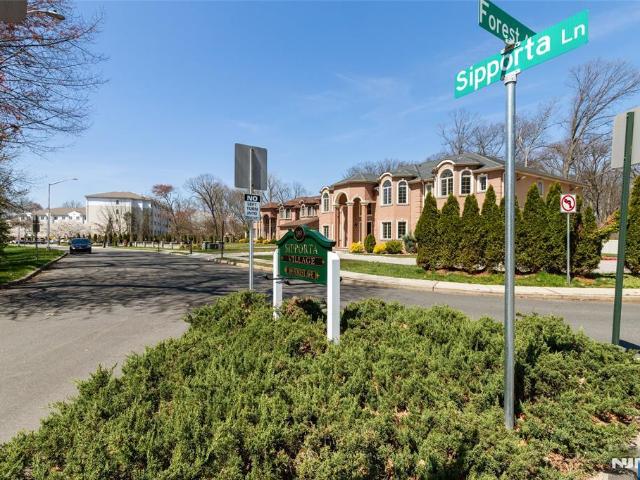 Property for sale in Paramus, New Jersey