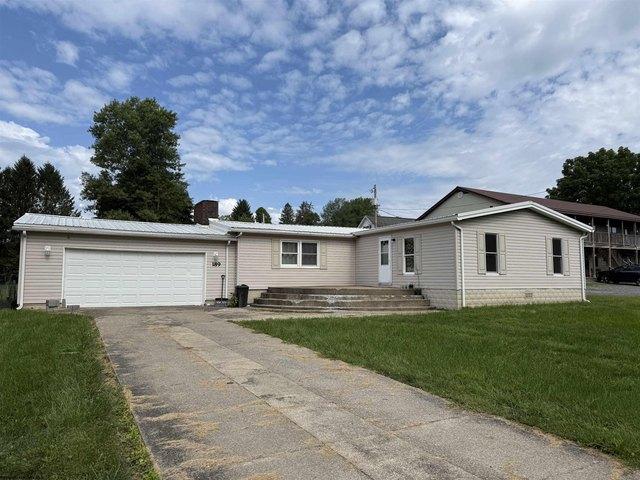 House for sale in Reedsville, West Virginia