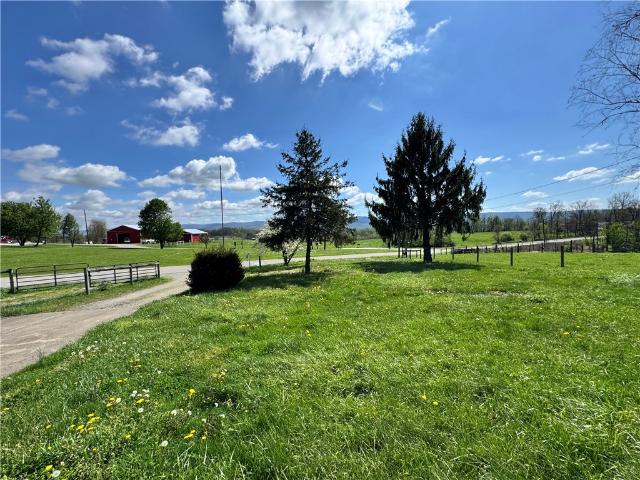 House for sale in Lake Lynn, Pennsylvania