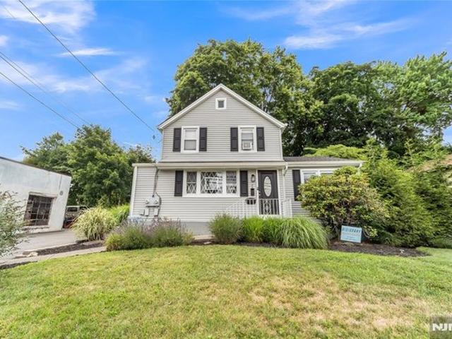 House for sale in Northvale, New Jersey