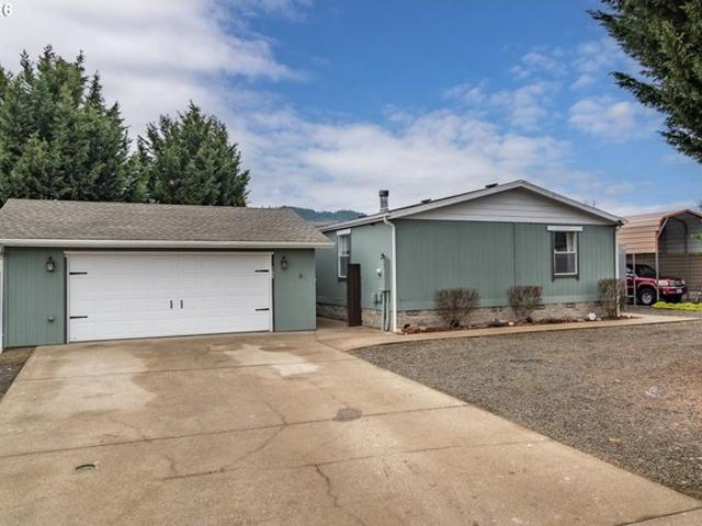 House for sale in Oregonia
