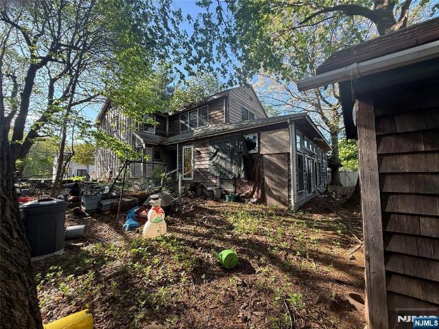 House for sale in Little Ferry, New Jersey