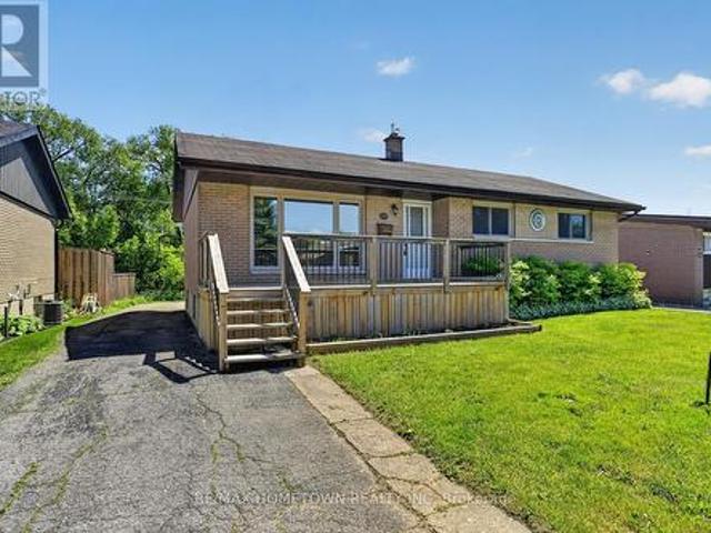 House for sale in Brockville, Ontario