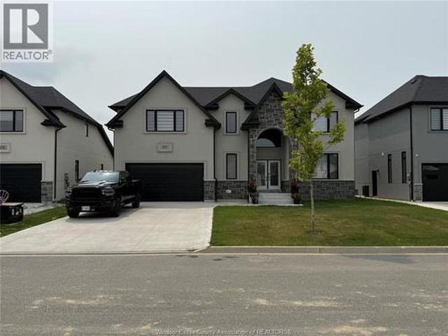 House for sale in Amherstburg, Ontario