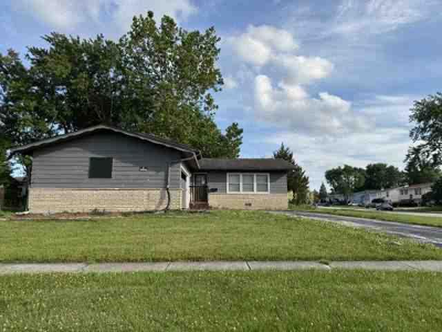 House for sale in Country Club Hills, Illinois