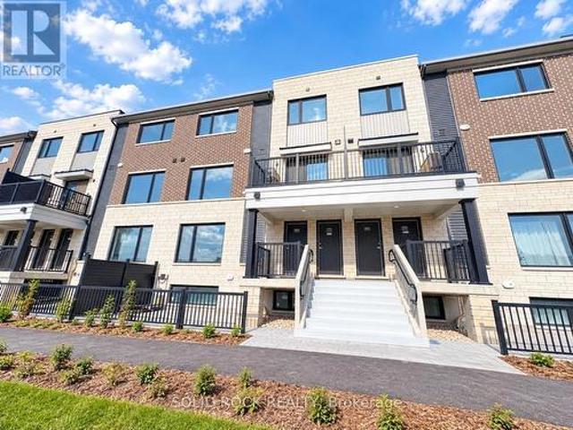Townhouse for rent in Barrhaven West, Ottawa