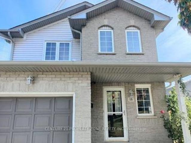 Townhouse for rent in Lakeshore, Hamilton