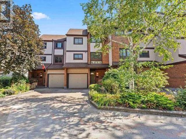 Townhouse for sale in Mississauga, Ontario