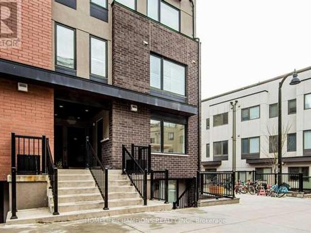 Townhouse for rent in Woburn, Ontario