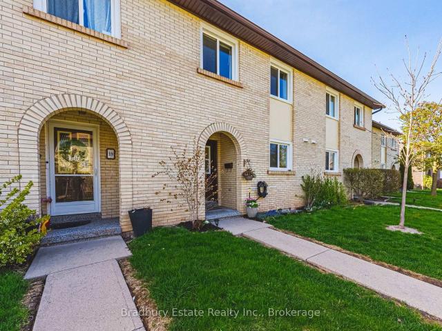Condo for sale in Woburn, Ontario