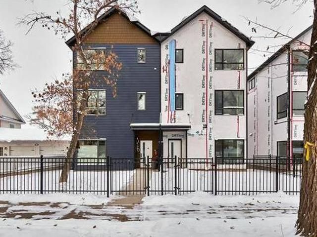 House for sale in Medicine Hat, Alberta