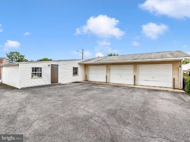 House for sale in Rocky Ridge, Maryland