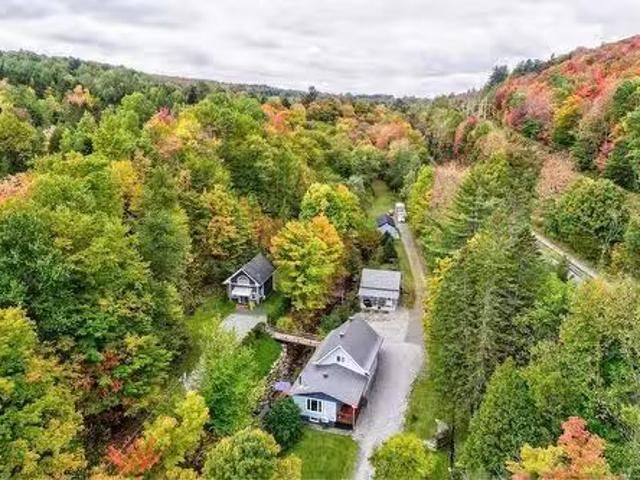 House for sale in Memphrémagog, Quebec