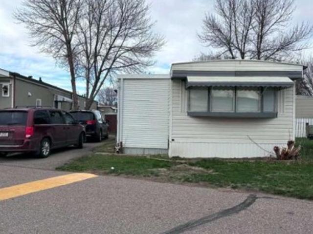 House for sale in St. Edwards, Lethbridge