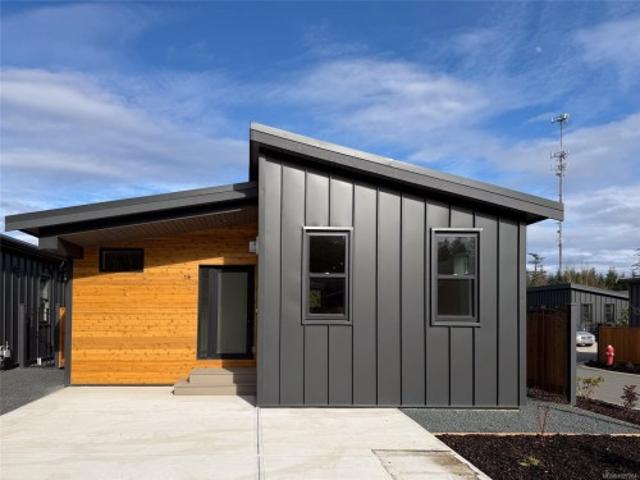 House for sale in Cumberland, British Columbia