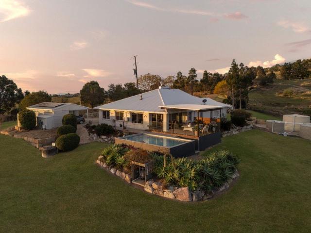 Cottage for sale in Toombul, Queensland