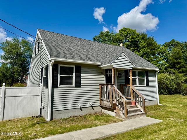House for sale in Saratoga, New York
