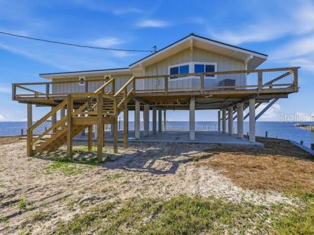 House for sale in Dixie, Florida