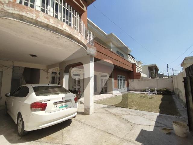 House for sale in Rahim Yar Khan