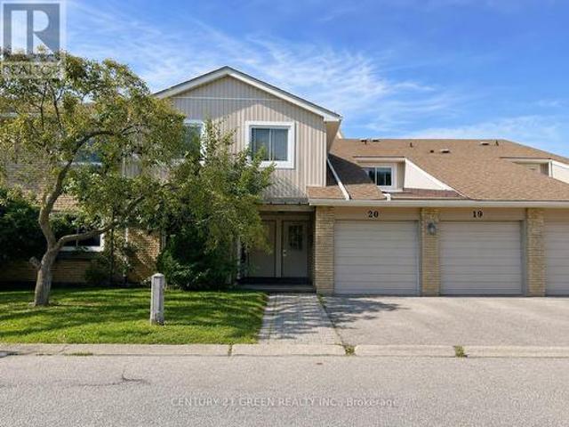Townhouse for sale in Mississauga, Ontario