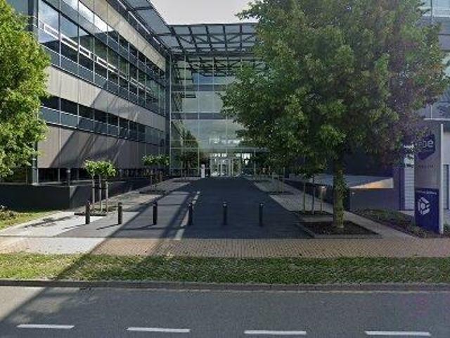 Bedrijfspand te huur in Heerlen, Limburg