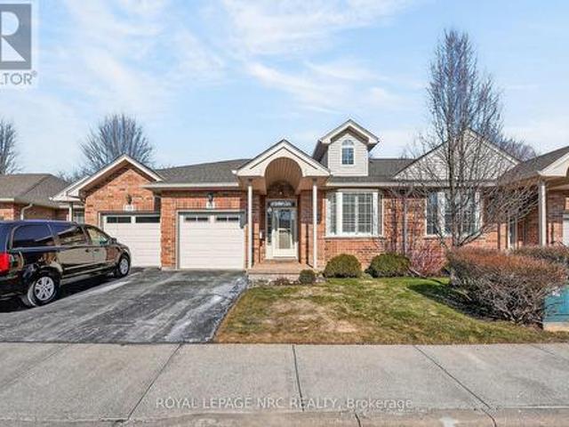 Townhouse for sale in Niagara, Ontario
