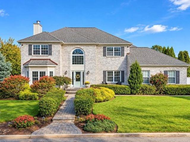 House for sale in Selden, Town of Brookhaven