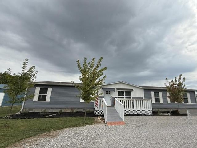 House for sale in Bronston, Pulaski County