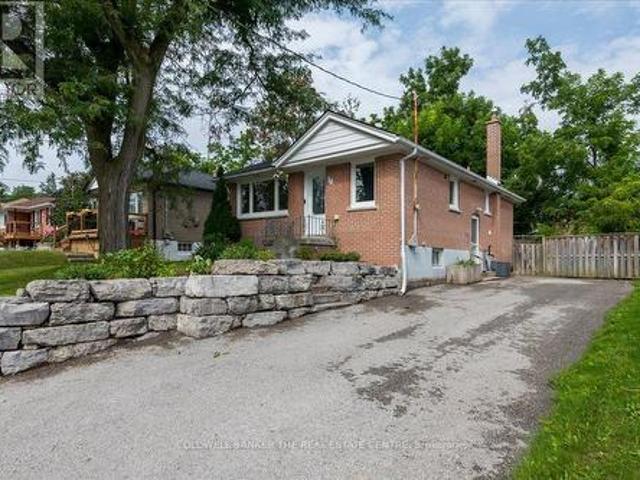 House for sale in Barrie, Central Ontario