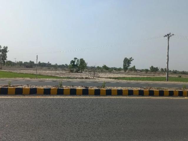Land for sale in Hafizabad